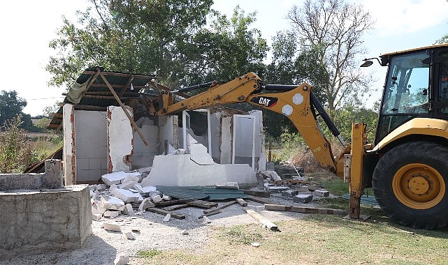 Terkos Havzası&rsquo;ndaki Ka&ccedil;ak Yapılar Kaldırıldı