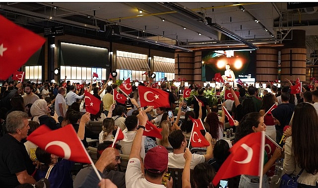 Terminal Kadık&ouml;y&rsquo;de Spor Coşkusu: Basketbol, Futbol ve Voleybol Ma&ccedil;larıyla Binlerce Seyirciyi Buluşturdu