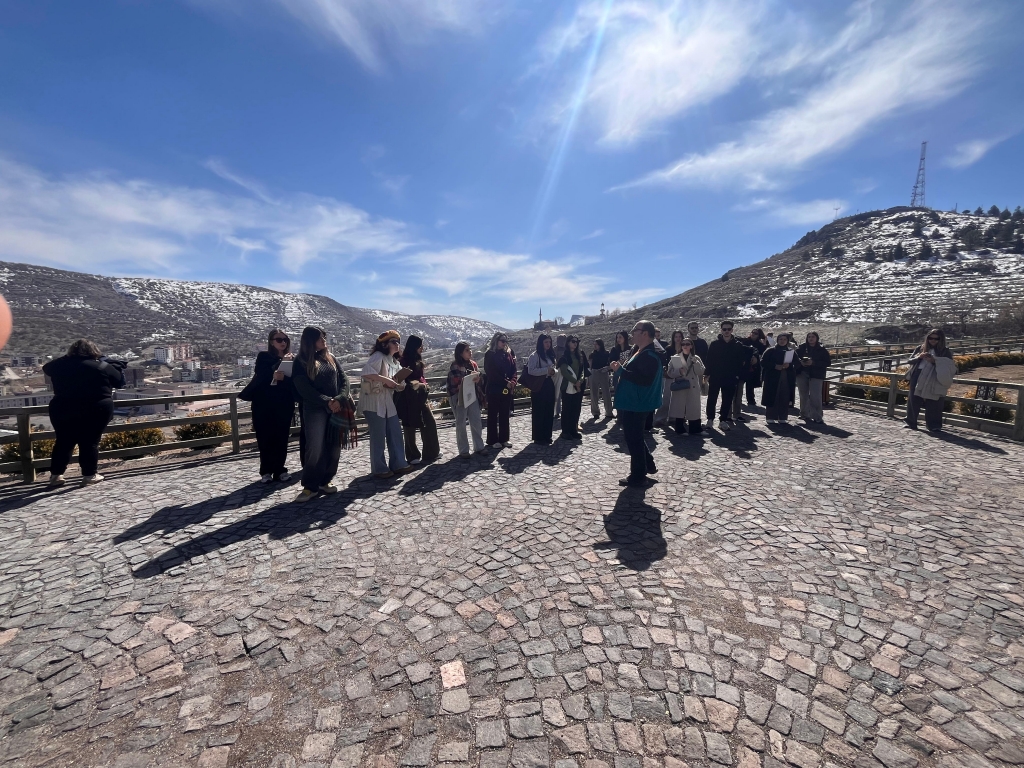 İ&ccedil; Mimarlık &Ouml;ğrencileri, Nevşehir&rsquo;deki Kaya Oyma Yapıları Keşfetti
