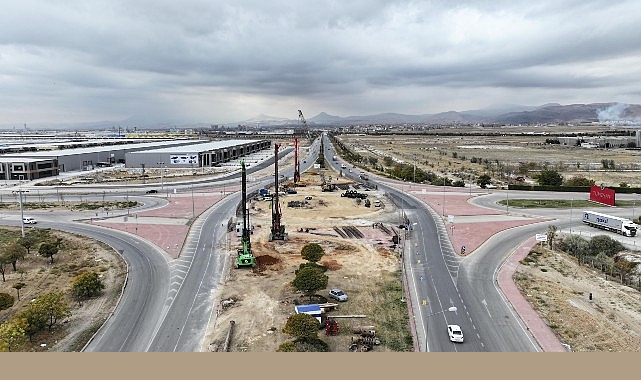 Tramvay Hattı &Ccedil;alışması Kapsamında T&Uuml;MOSAN Kavşağı&rsquo;nda Yol Genişletme &Ccedil;alışması Başladı