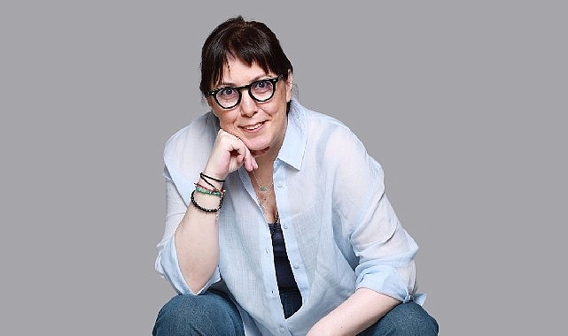 Tuba Ayşe &Ouml;zg&uuml;r&rsquo;den B&uuml;y&uuml;l&uuml; Ger&ccedil;ek&ccedil;iliğin Derinliklerinde Yeni Bir Yolculuk: Kedi Uykusu