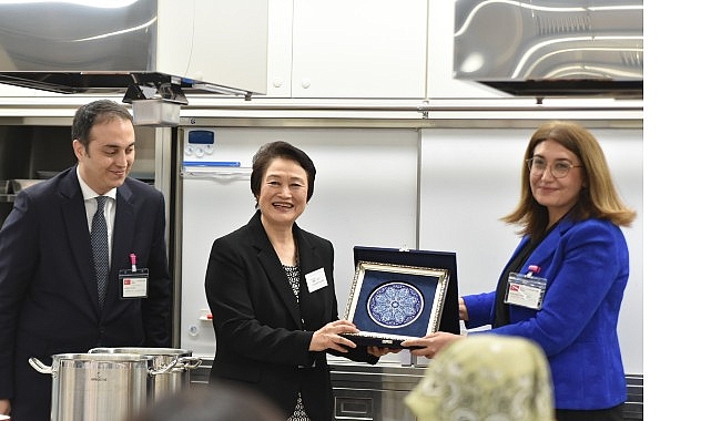 T&uuml;rk mutfağı Japonya&rsquo;da Women &Uuml;niversitesi m&uuml;fredatına girmesi i&ccedil;in b&uuml;y&uuml;k bir adım atıldı