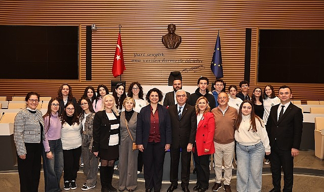 T&uuml;rk ve İtalyan gen&ccedil;ler Nil&uuml;fer&rsquo;de iklim i&ccedil;in buluştu