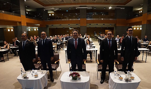 T&uuml;rkiye 2024 Yılında Malezya&rsquo;dan 905.000 Ton Palm Yağı İthal Etti