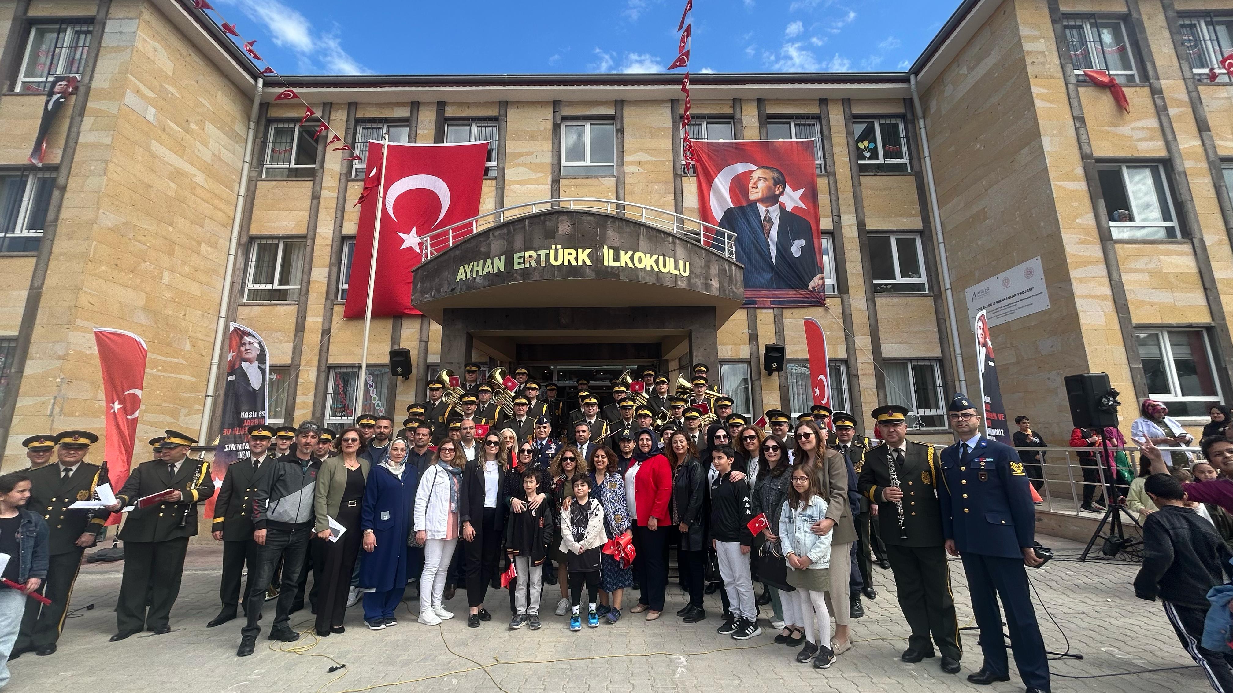 MSB ARMONİ MIZIKASI KOMUTANLIĞI BANDO TAKIMI TARAFINDAN OKULDA KONSER GER&Ccedil;EKLEŞTİRİLDİ