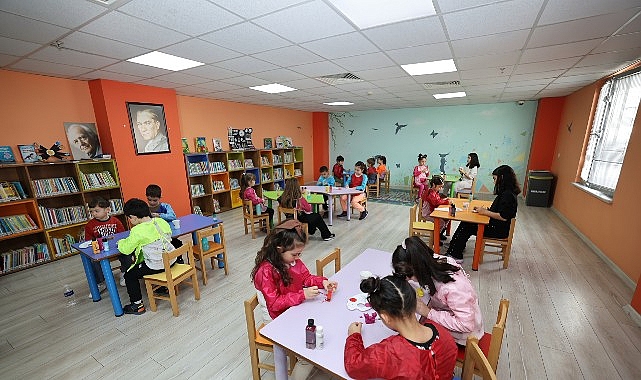 &Uuml;cretsiz S&ouml;mestir Etkinliklerine Binlerce &Ouml;ğrenci Katıldı