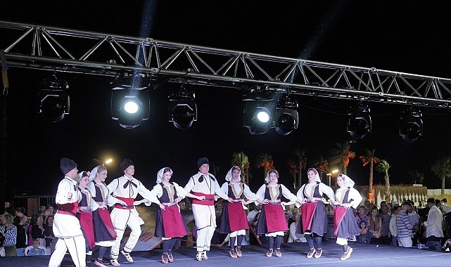 Uluslararası K&uuml;lt&uuml;r ve Halk Oyunları G&uuml;nleri Kapsamında 22. Sarımsaklı Trophy Festivali Ger&ccedil;ekleştirildi