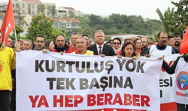 Urla&rsquo;da iş&ccedil;iye &ccedil;ifte bayram