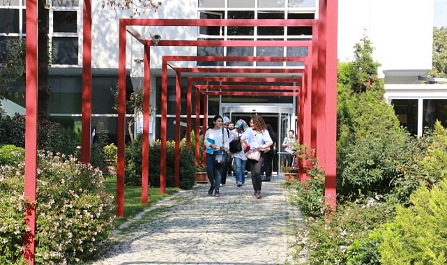 &Uuml;sk&uuml;dar &Uuml;niversitesi, uluslararası arenada g&uuml;c&uuml;n&uuml; artırdı!