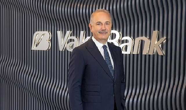 VakıfBank&rsquo;tan bir yeni kredi daha:   VakıfBank, Asya Altyapı Yatırım Bankası&rsquo;ndan  10 yıl vadeli 300 milyon dolarlık fonlama sağladı