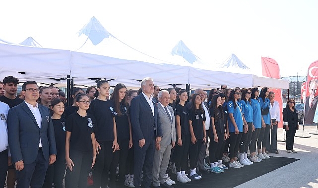 Voleybolcu Lopez vefatının 1. yıl d&ouml;n&uuml;m&uuml;nde anıldı