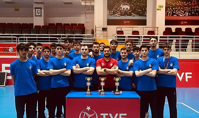 Voleybolda İneg&ouml;l Belediyespor Farkı
