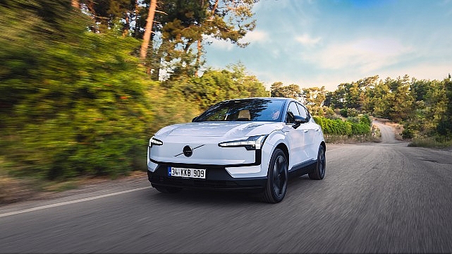 Volvo&rsquo;nun En Kompakt ve Tamamen Elektrikli SUV&rsquo;u EX30 T&uuml;rkiye Yollarında
