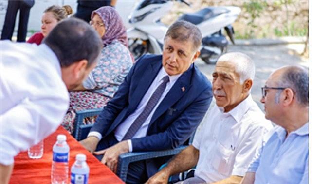 Yangın mağdurları yıl sonuna kadar suya &uuml;cret &ouml;demeyecek