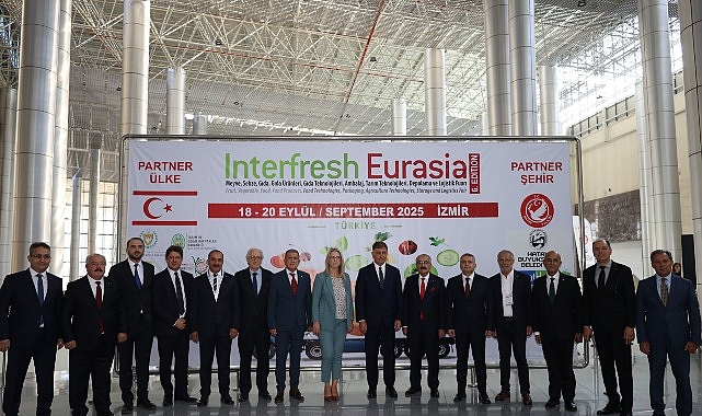Yaş meyve sebze sekt&ouml;r&uuml;ne yıllık 250 milyon dolar katkı sağlayan Interfresh Eurasia Fuarı İzmir&rsquo;de a&ccedil;ıldı
