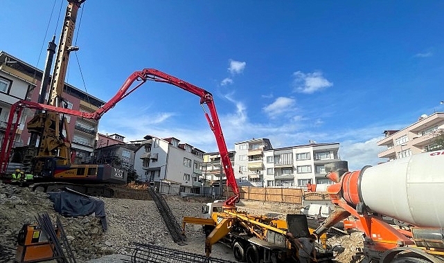 Yeni Kuru&ccedil;eşme Merkez Camii'nin inşası başladı