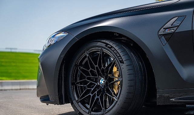 Yeni Pirelli P Zero, lansmanı itibarıyla &lsquo;Tyre Reviews&rsquo; platformunun karşılaştırmalı testinde birinci oldu.