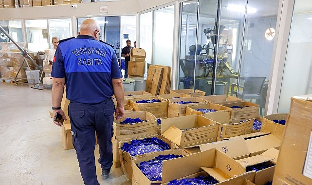 Yenişehir Belediyesi ruhsatsız gıda takviyesi &uuml;reten tesisi m&uuml;h&uuml;rledi