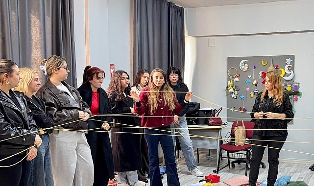 Yenişehir&rsquo;de gen&ccedil; kadınlara &lsquo;G&uuml;venli ilişki&rsquo; rehberi
