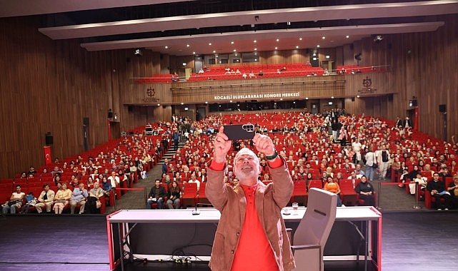 Yenişehirlioğlu: İnsanın ihyası i&ccedil;in bilgi şart