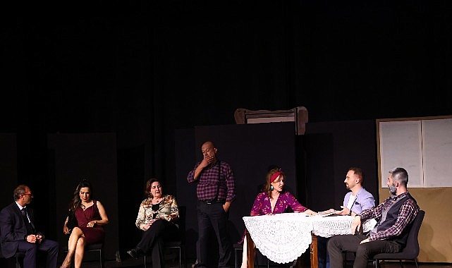Yıldız Semt Tiyatrosu&rsquo;nun Yeni Oyunu: &ldquo;40 Yıl &Ouml;nce 40 Yıl Sonra&rdquo;