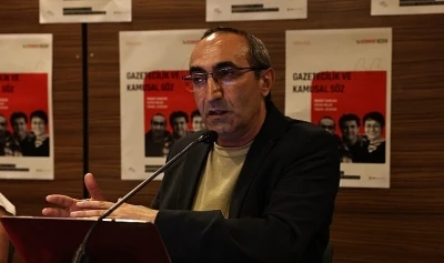 Yılın yazarı Sennur Sezer&rsquo;i &ccedil;alışma arkadaşları anlattı