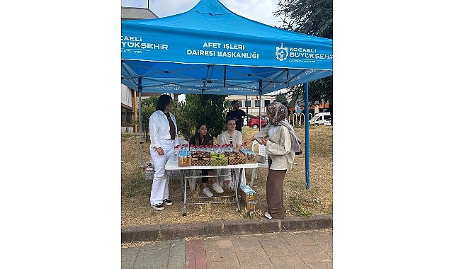 YKS g&uuml;n&uuml; ikramlar B&uuml;y&uuml;kşehir'den