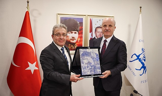 Y&Ouml;K Başkanı Erol &Ouml;zvar, DE&Uuml; Ev Sahipliğinde Ege B&ouml;lgesi Rekt&ouml;rleri ile Buluştu