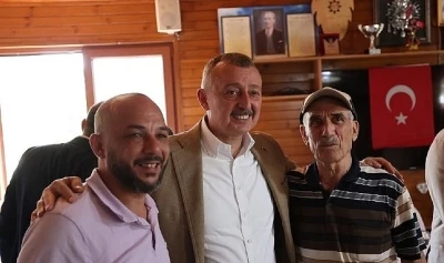 Y&ouml;r&uuml;kler&rsquo;den Başkan B&uuml;y&uuml;kakın&rsquo;a şiirli karşılama