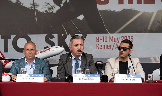 Y&uuml;zlerce koşucu Kemer&rsquo;de denizden g&ouml;ky&uuml;z&uuml;ne koşacak