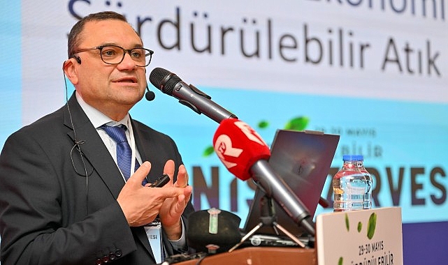 Zeyrek: &ldquo;S&uuml;rd&uuml;r&uuml;lebilir Manisa Zirvesi, geleceğimizin yol haritası olacak&rdquo;