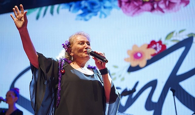 Zeytin Hasadı, Konserler, Zeytin ve Zeytinyağı Pazarı, S&ouml;yleşiler, Paneller, Workshop&rsquo;lar ile Dopdolu Bir