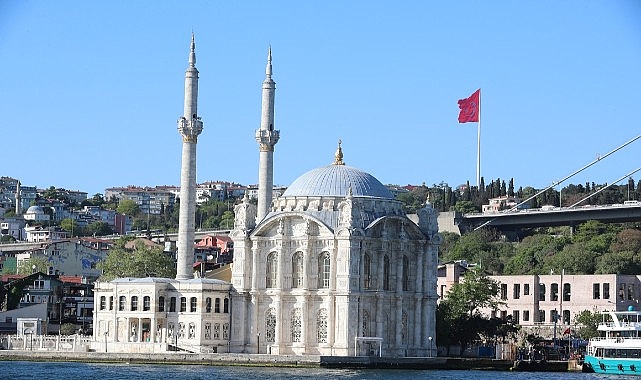 Zeytinburnu Belediyesi&rsquo;nin D&uuml;zenlediği &Uuml;cretsiz &lsquo;Boğaz Gezileri&rsquo; Başlıyor&hellip;